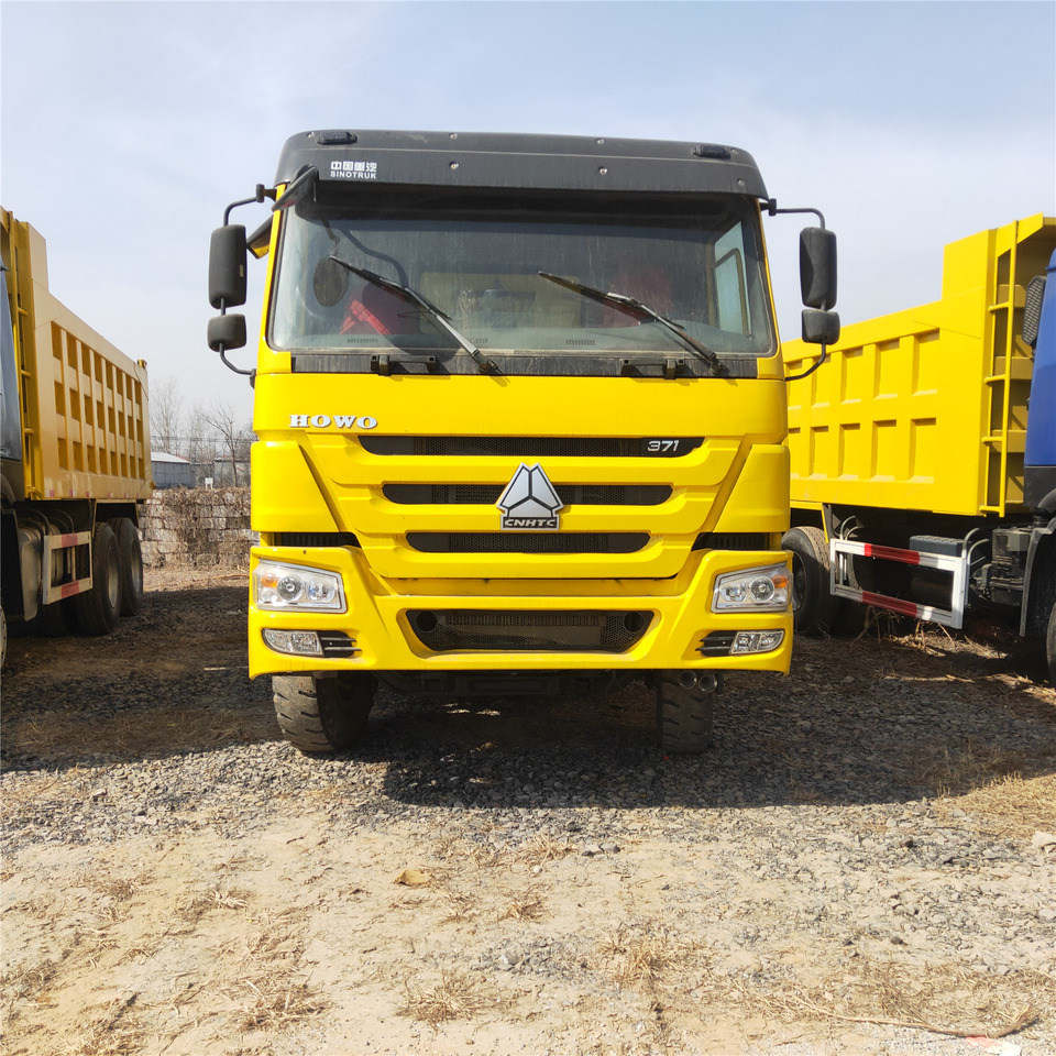 SINOTRUK HOWO - Кипер: слика 3 SINOTRUK HOWO - Кипер: слика 3