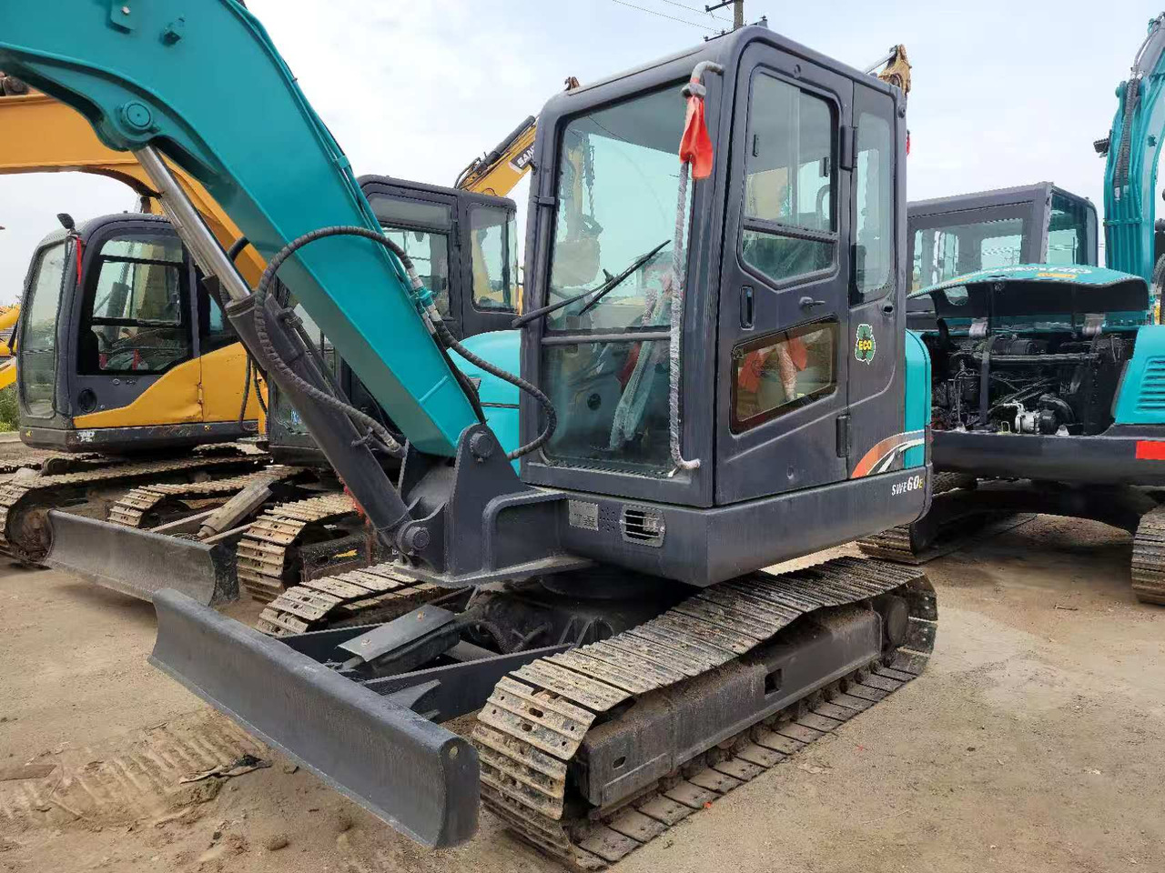 SUNWARD SWE60E - Багер гасеничар: слика 3 SUNWARD SWE60E - Багер гасеничар: слика 3