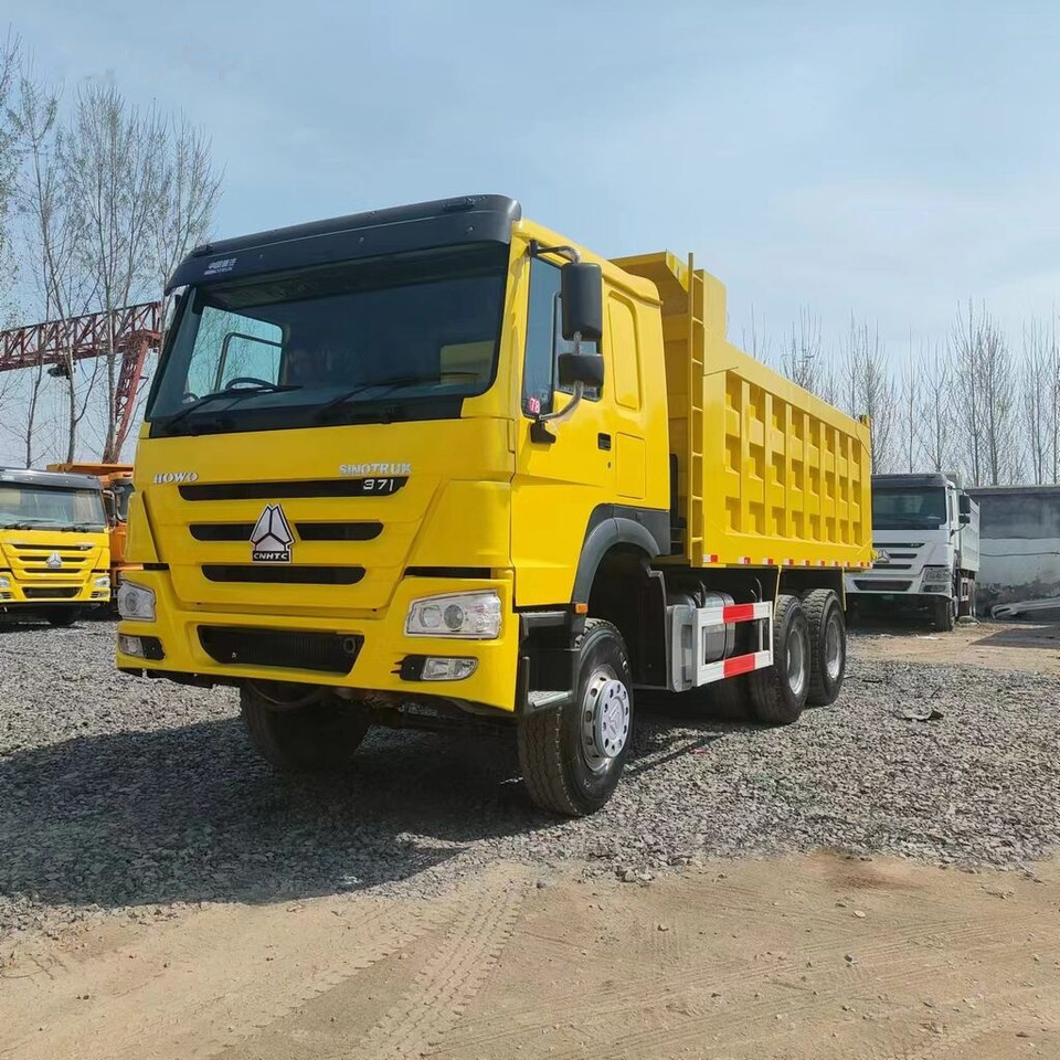 Sinotruk Howo 6*4 Right hand drive - Кипер: слика 1 Sinotruk Howo 6*4 Right hand drive - Кипер: слика 1