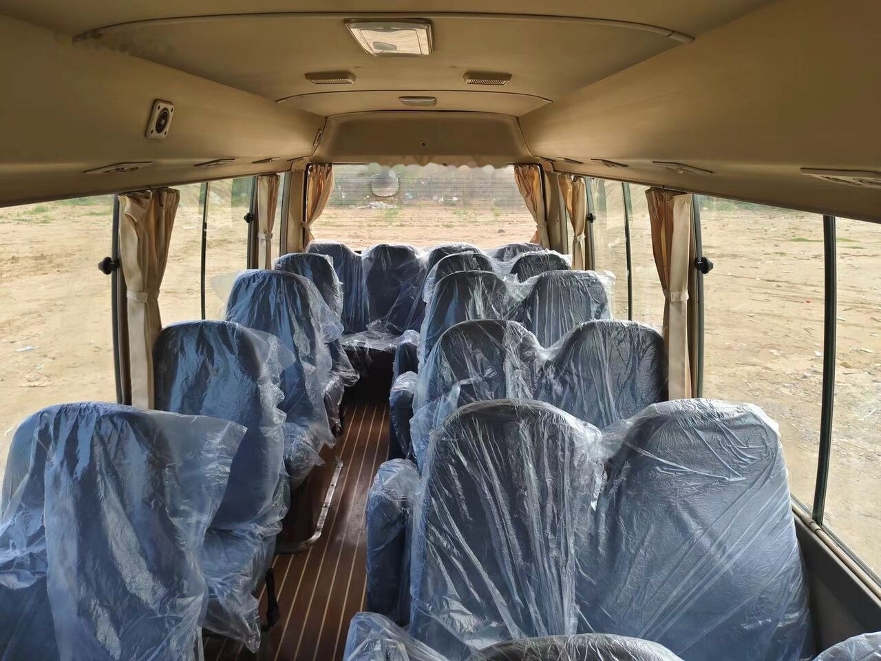 Toyota Coaster - Градски автобус: слика 2 Toyota Coaster - Градски автобус: слика 2