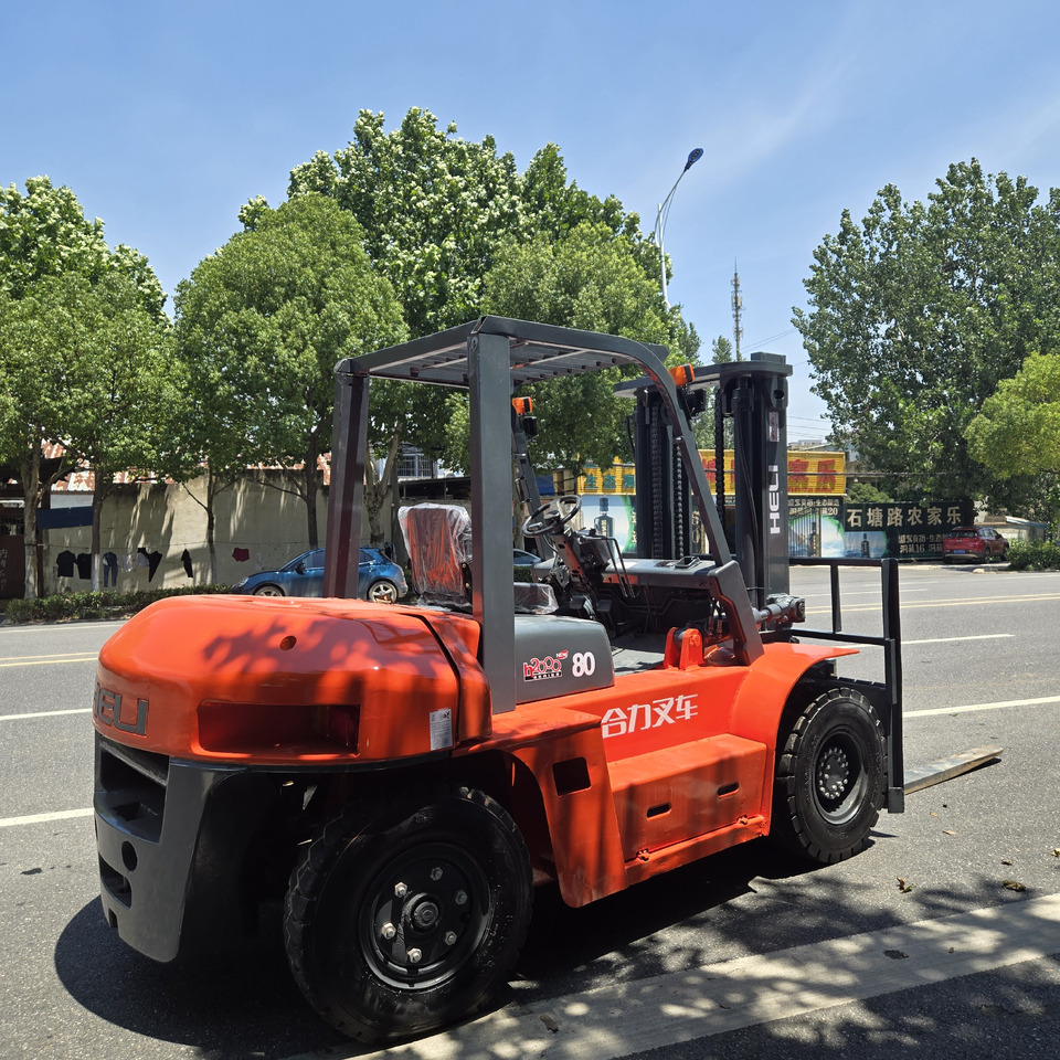 Toyota FD35 - Дизел вилушкар: слика 5 Toyota FD35 - Дизел вилушкар: слика 5