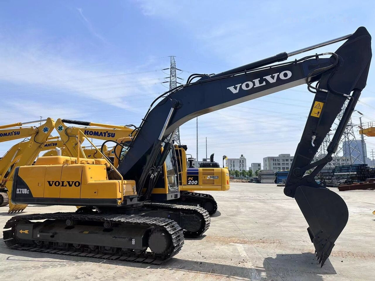 Volvo EC210BLC - Багер гасеничар: слика 2 Volvo EC210BLC - Багер гасеничар: слика 2