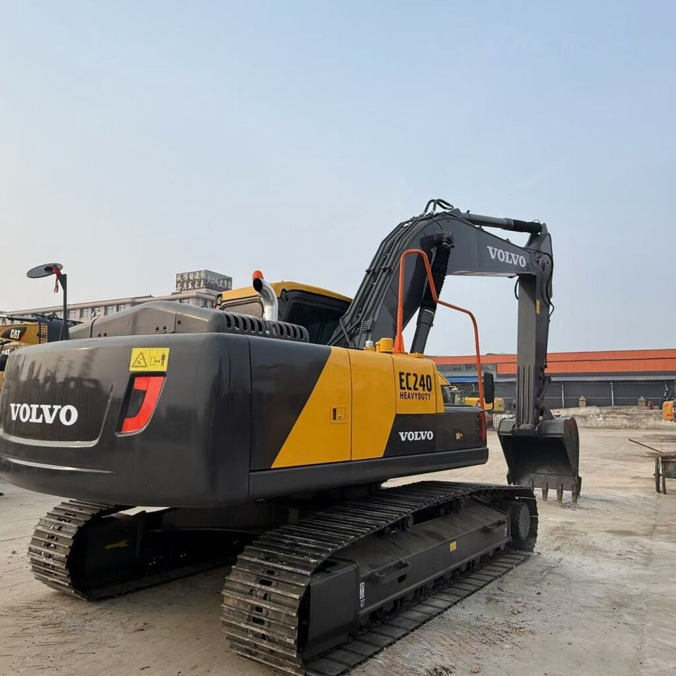 Volvo EC240 - Багер гасеничар: слика 4 Volvo EC240 - Багер гасеничар: слика 4
