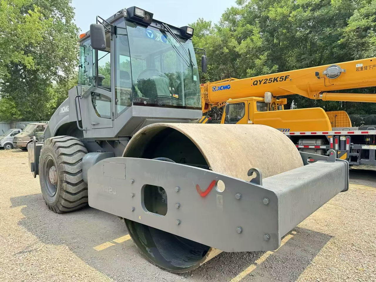 XCMG XS142J - Ваљак за пат: слика 3 XCMG XS142J - Ваљак за пат: слика 3