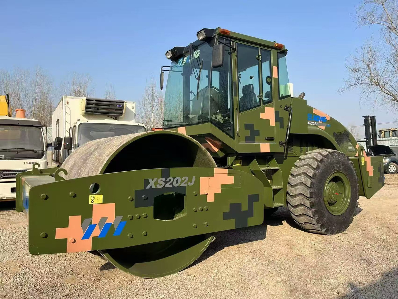 XCMG XS202J - Ваљак за пат: слика 1 XCMG XS202J - Ваљак за пат: слика 1