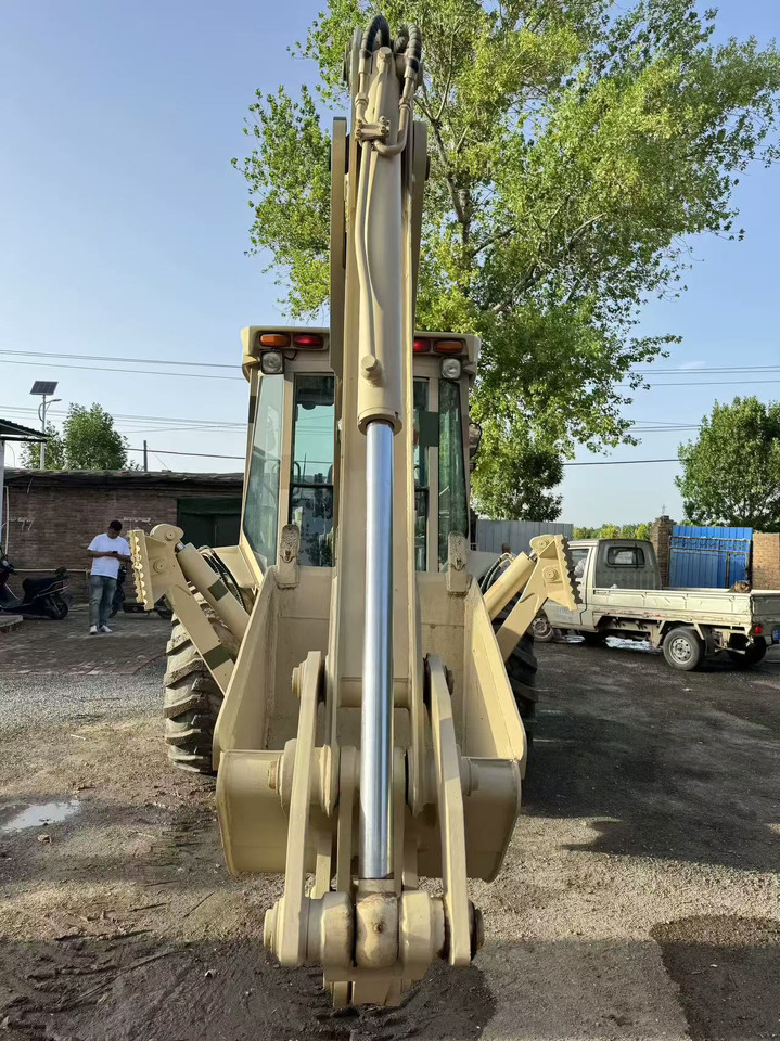 XCMG XT870 - Ровокопач: слика 5 XCMG XT870 - Ровокопач: слика 5