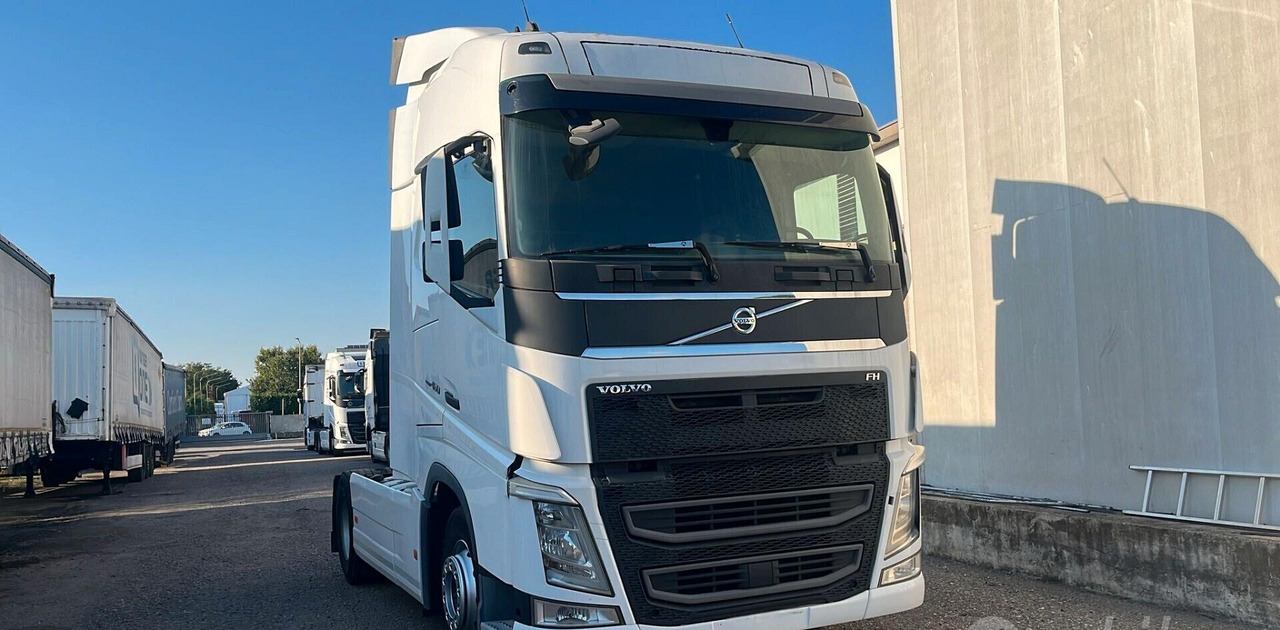 Volvo FH 460 Euro 6 Globetrotter 2018 - Камион влекач: слика 1 Volvo FH 460 Euro 6 Globetrotter 2018 - Камион влекач: слика 1
