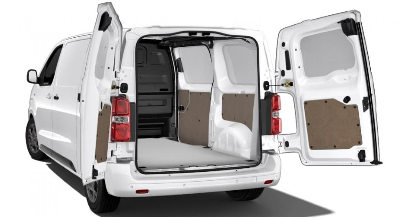 CITROEN Jumpy M 2.0 BlueHDi - 180 S&S - BV EAT8 III FOURGON . PHASE 2 - Товарно комбе: слика 3 CITROEN Jumpy M 2.0 BlueHDi - 180 S&S - BV EAT8 III FOURGON . PHASE 2 - Товарно комбе: слика 3