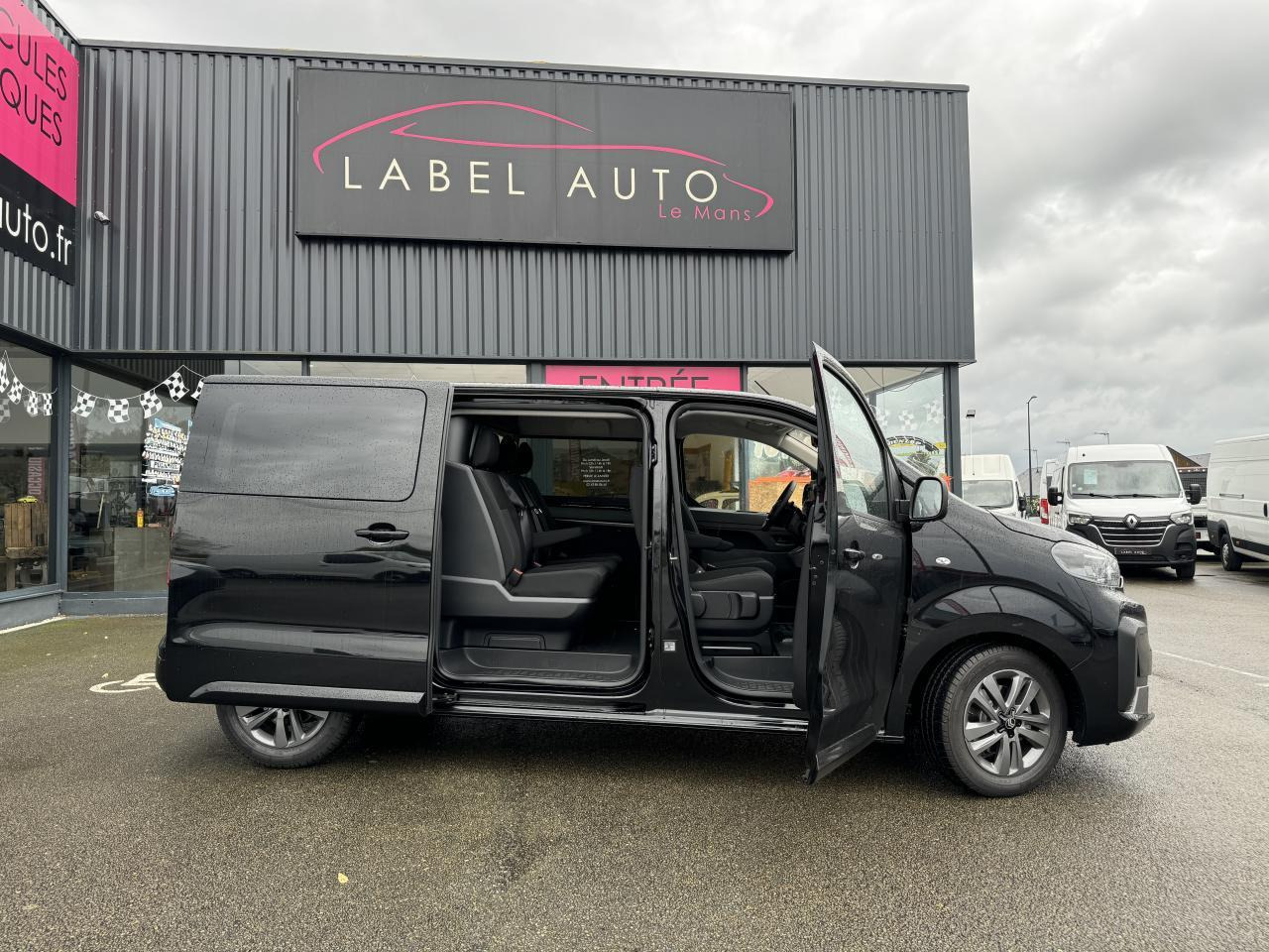 Citroen Jumpy M 2.0 BLUEHDI 180CH S&S CABINE APPROFONDIE FIXE EAT8 - Комби со двојна кабина: слика 1 Citroen Jumpy M 2.0 BLUEHDI 180CH S&S CABINE APPROFONDIE FIXE EAT8 - Комби со двојна кабина: слика 1