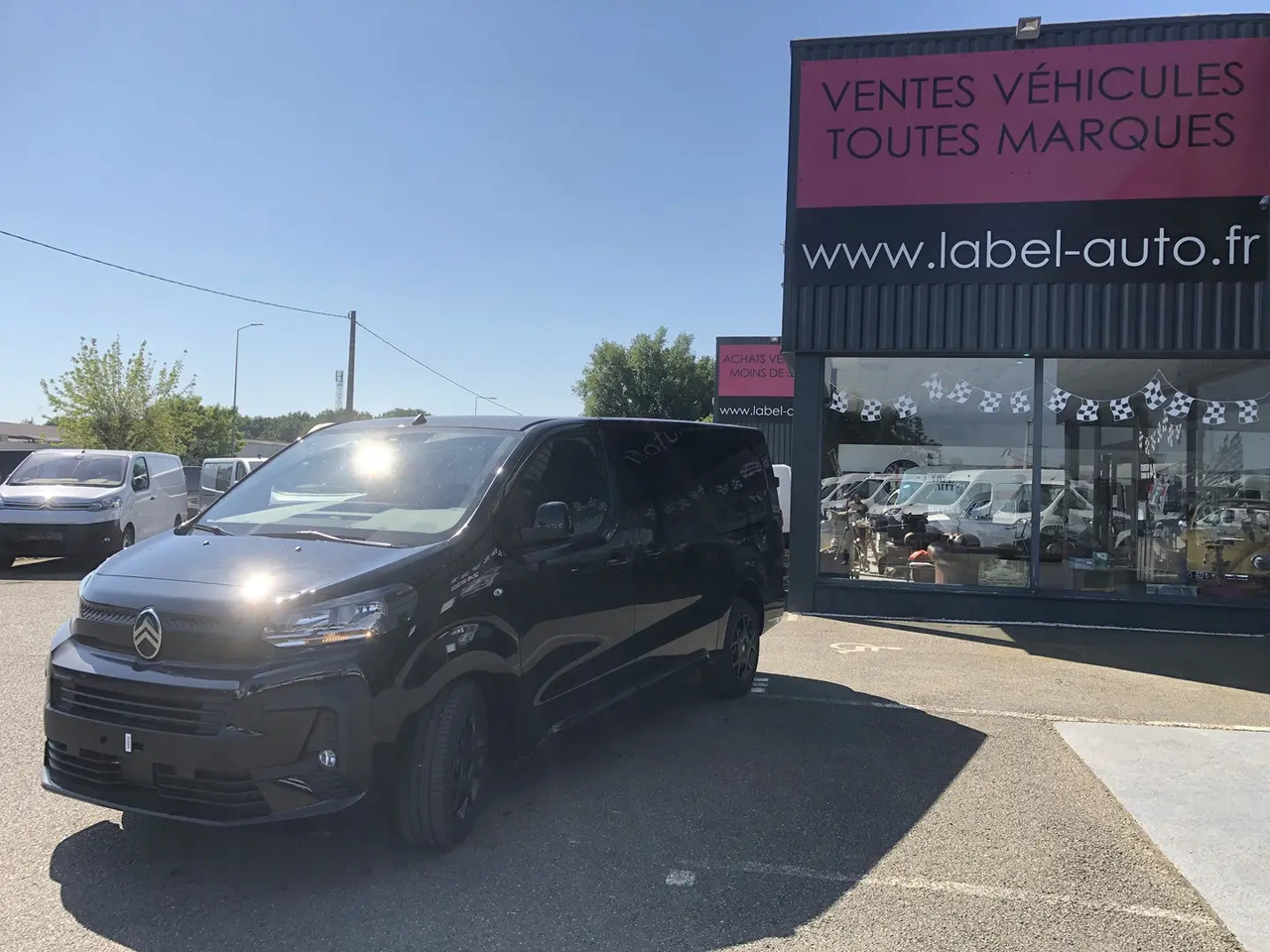 Citroen Jumpy XL 2.0 BLUEHDI 180CH S&S CABINE APPROFONDIE FIXE EAT8 - Комби со двојна кабина: слика 5 Citroen Jumpy XL 2.0 BLUEHDI 180CH S&S CABINE APPROFONDIE FIXE EAT8 - Комби со двојна кабина: слика 5