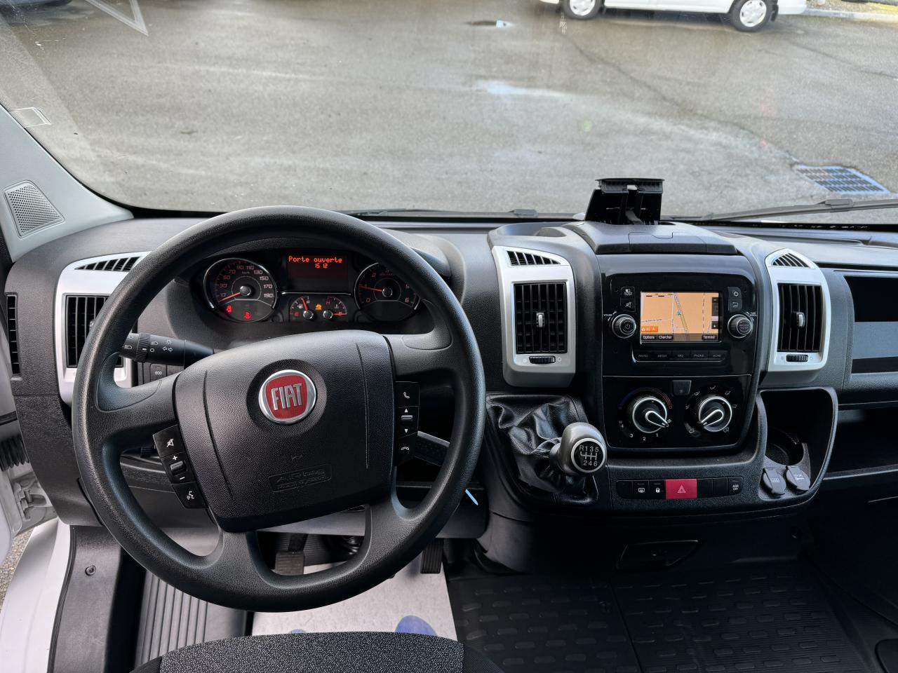 FIAT DUCATO 3T5 L3H2 2.2 HDI 140 CH BUSINESS - Товарно комбе: слика 4 FIAT DUCATO 3T5 L3H2 2.2 HDI 140 CH BUSINESS - Товарно комбе: слика 4