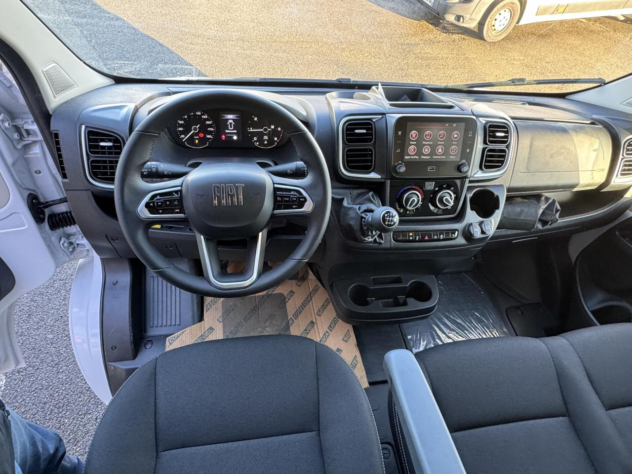 FIAT Ducato Tôlé 3.3 L H2 2.2 - 140ch - Товарно комбе: слика 3 FIAT Ducato Tôlé 3.3 L H2 2.2 - 140ch - Товарно комбе: слика 3