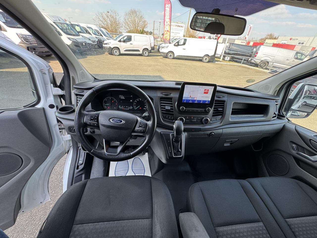 FORD Transit Custom 2.0 TDCi - 130 - BVA S&S TRANSIT CUSTOM FOURGON Fourgon 300 L1H1 Trend Business P - Товарно комбе: слика 4 FORD Transit Custom 2.0 TDCi - 130 - BVA S&S TRANSIT CUSTOM FOURGON Fourgon 300 L1H1 Trend Business P - Товарно комбе: слика 4