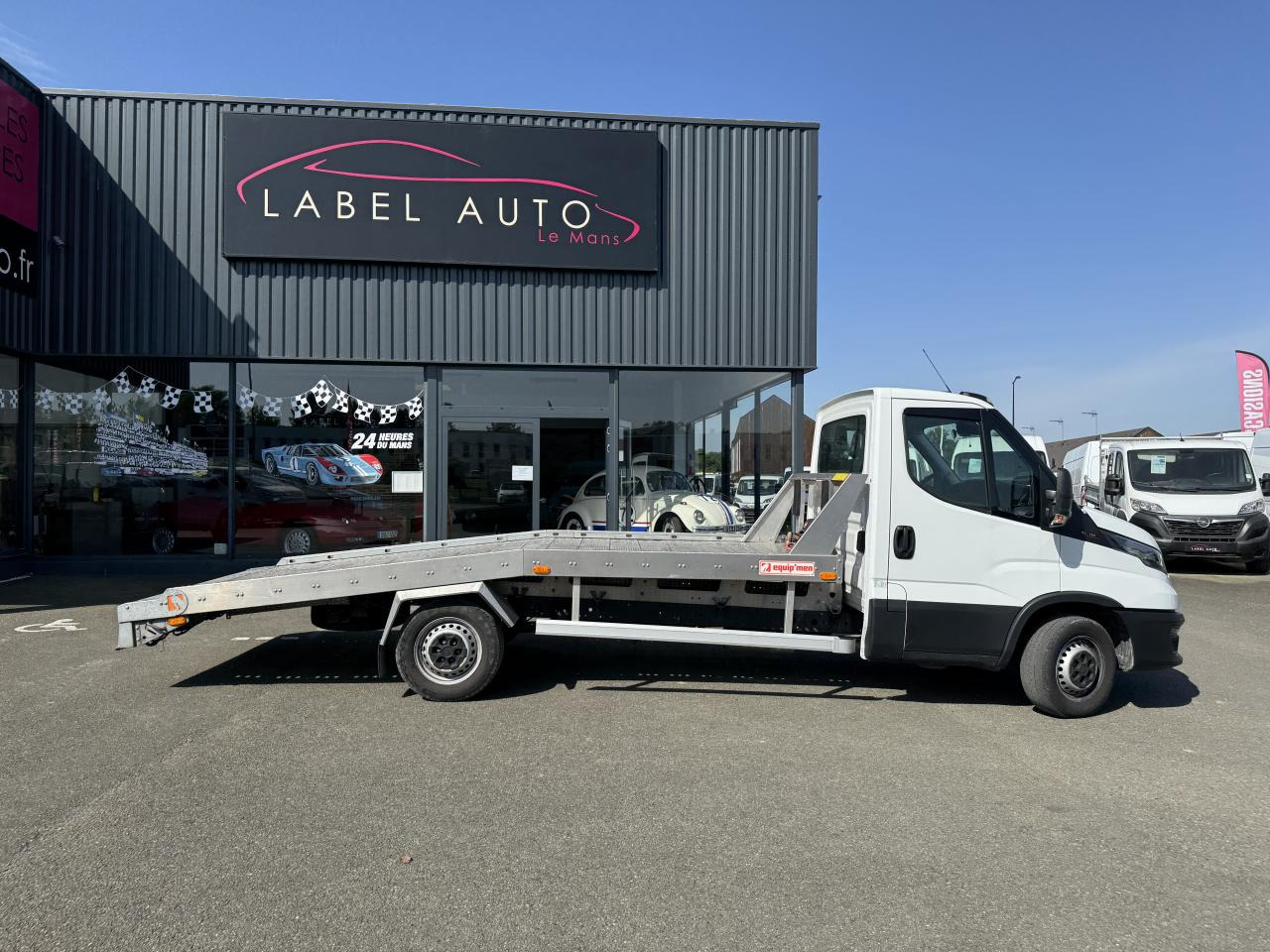 IVECO Daily 35 S 16H3.0 (Quad-Leaf) PORTE VOITURE - Камион за влечење: слика 1 IVECO Daily 35 S 16H3.0 (Quad-Leaf) PORTE VOITURE - Камион за влечење: слика 1
