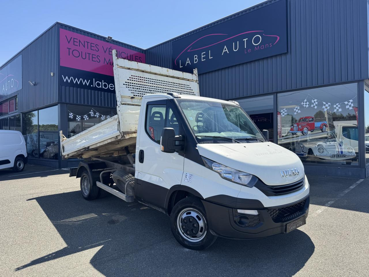 IVECO daily 35 C 12 BENNE RJ 2.3 120 CH - Комби кипер: слика 2 IVECO daily 35 C 12 BENNE RJ 2.3 120 CH - Комби кипер: слика 2