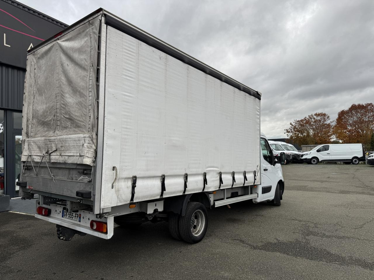 NISSAN Interstar Acenta 3.5t L4H1 2.3 dCi 165Ch CHASSIS CABINE BACHE - Комбе со церада: слика 5 NISSAN Interstar Acenta 3.5t L4H1 2.3 dCi 165Ch CHASSIS CABINE BACHE - Комбе со церада: слика 5