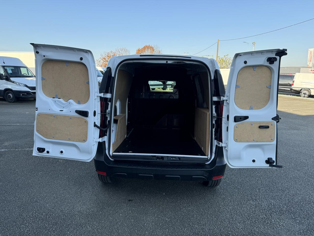 RENAULT EXPRESS 1.5 DCI 95CH CONFORT - Товарно комбе: слика 3 RENAULT EXPRESS 1.5 DCI 95CH CONFORT - Товарно комбе: слика 3
