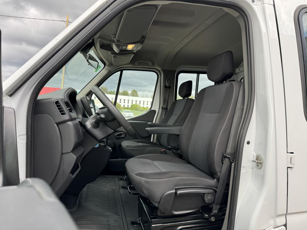 RENAULT Master Confort R3500RJ L4 2.3 dCi - 130 III CHASSIS DOUBLE CABINE Châssis Double Cabine L4 Pr - Комби кипер, Комби со двојна кабина: слика 4 RENAULT Master Confort R3500RJ L4 2.3 dCi - 130 III CHASSIS DOUBLE CABINE Châssis Double Cabine L4 Pr - Комби кипер, Комби со двојна кабина: слика 4