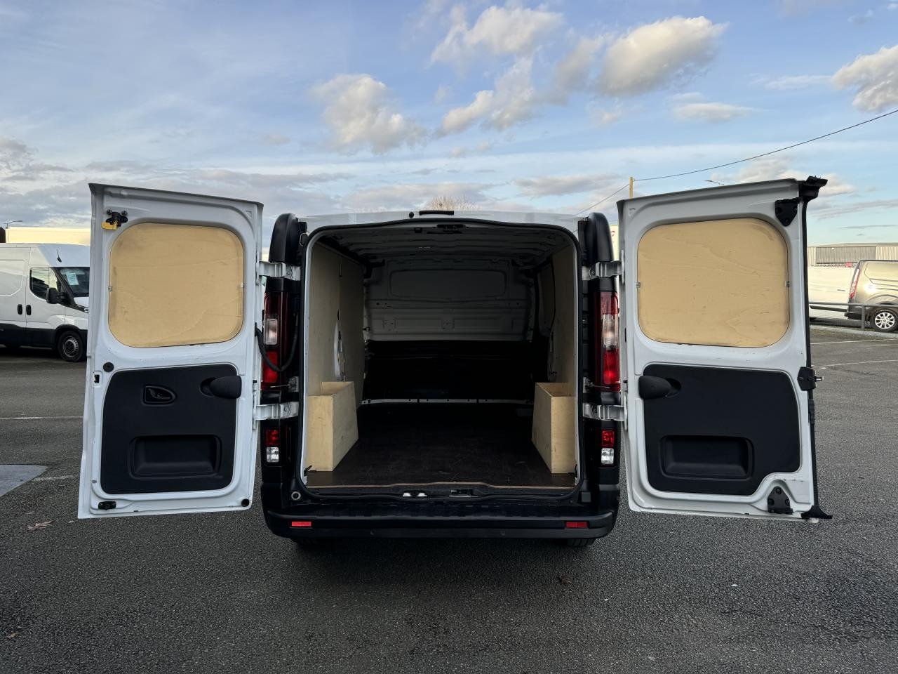 RENAULT TRAFIC L2H1 2.0 DCI 130CH GRAND CONFORT - Товарно комбе: слика 3 RENAULT TRAFIC L2H1 2.0 DCI 130CH GRAND CONFORT - Товарно комбе: слика 3