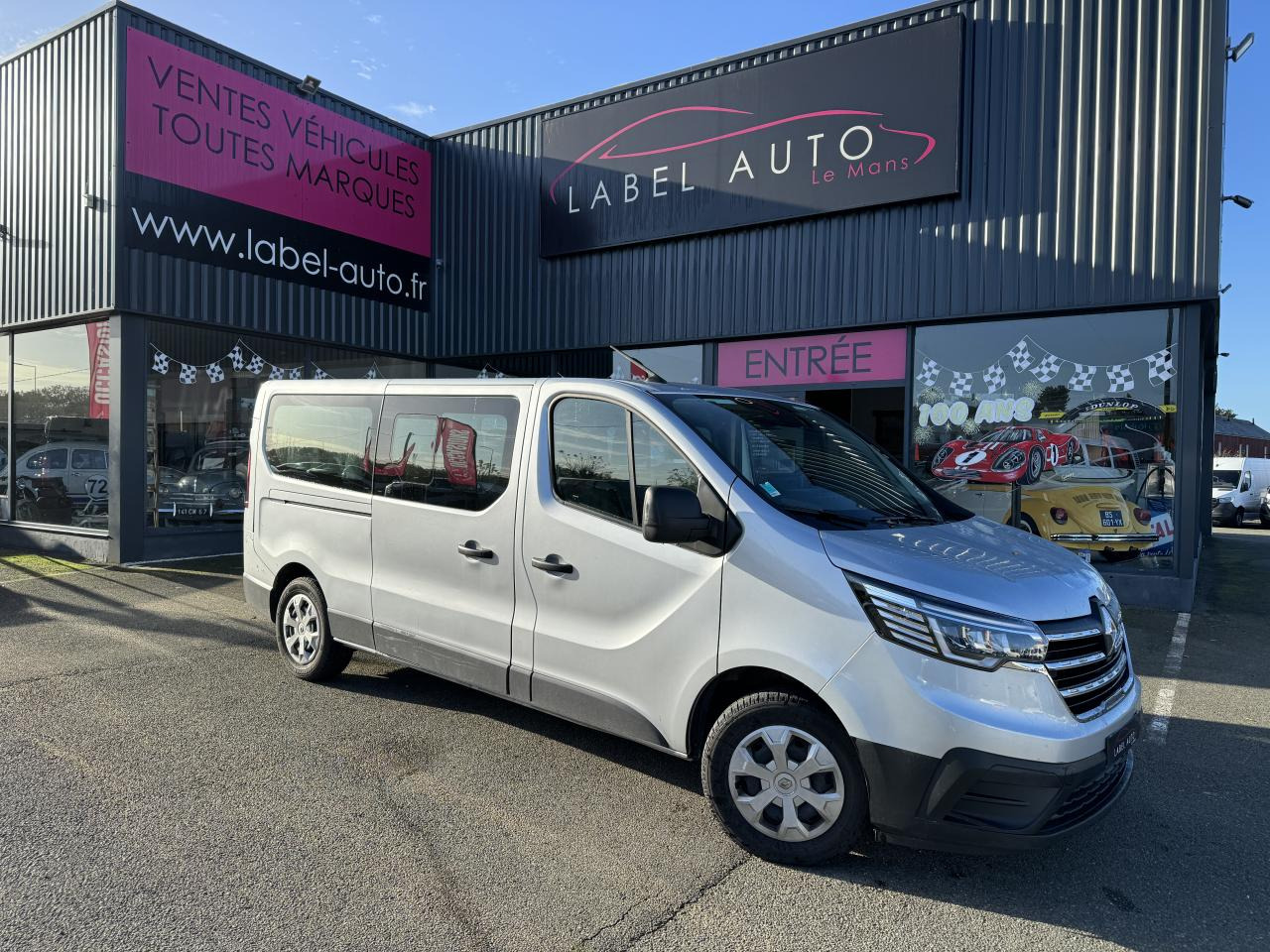 RENAULT Trafic L2 2.0 Energy dCi - 150 - S&S III COMBI Combi Zen L2H1 PHASE 3 - Комби со двојна кабина: слика 1 RENAULT Trafic L2 2.0 Energy dCi - 150 - S&S III COMBI Combi Zen L2H1 PHASE 3 - Комби со двојна кабина: слика 1