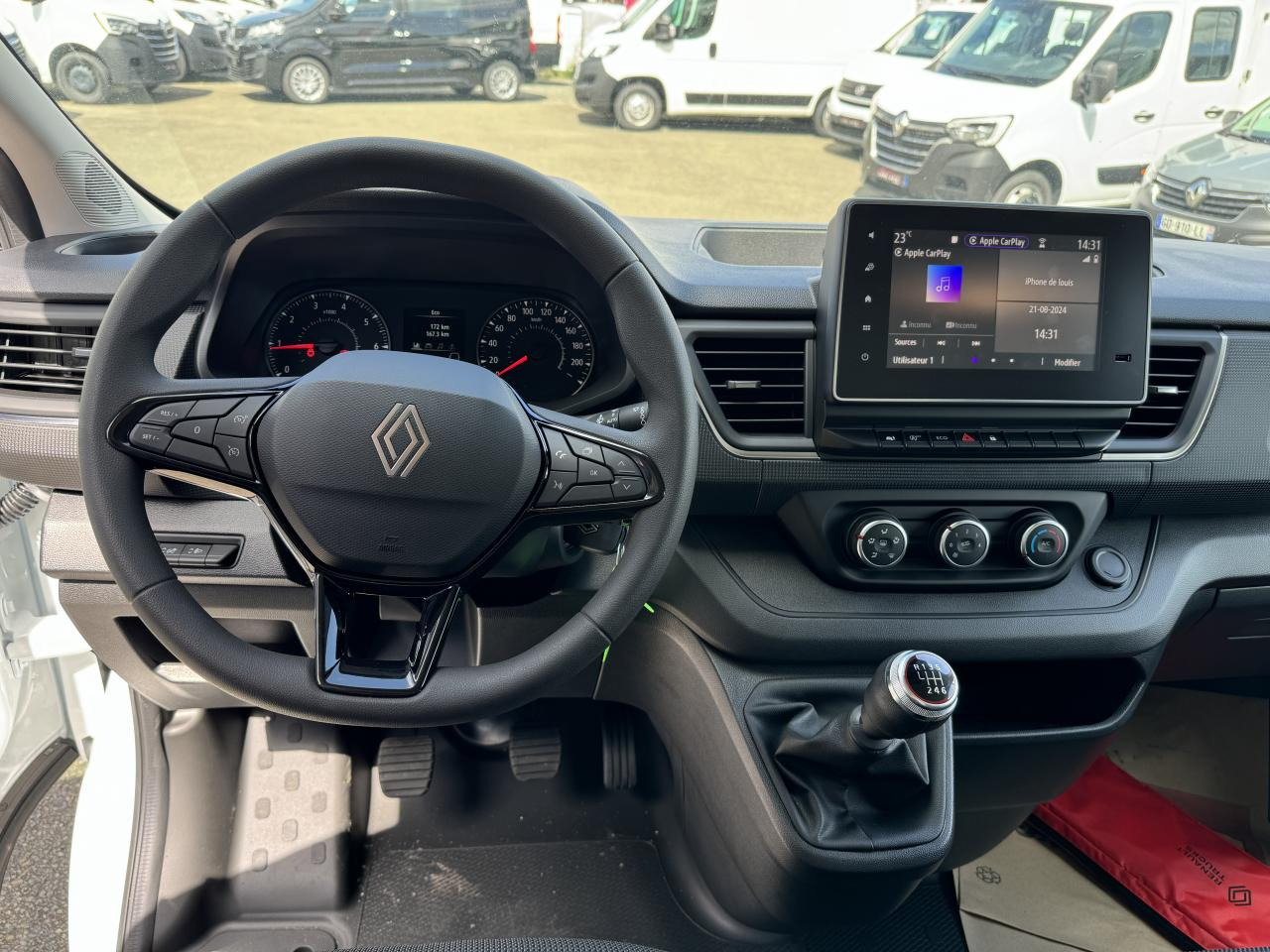 RENAULT Trafic L2H1 3000 Kg 2.0 Blue dCi - 170 2024 III FOURGON Fourgon Advance L2H1 PHASE 3 - Товарно комбе: слика 5 RENAULT Trafic L2H1 3000 Kg 2.0 Blue dCi - 170 2024 III FOURGON Fourgon Advance L2H1 PHASE 3 - Товарно комбе: слика 5