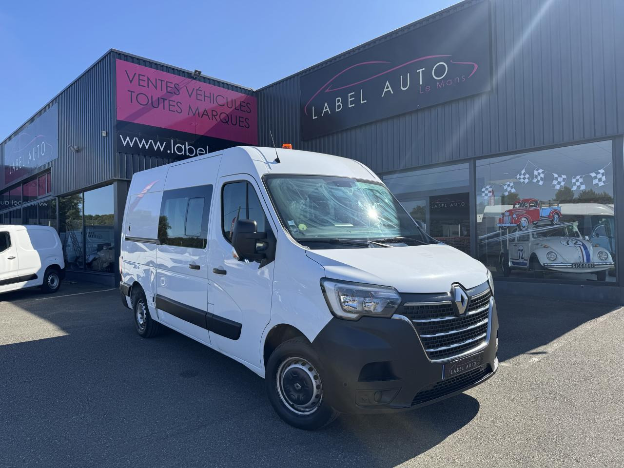 Renault Master 7 PLACES Confort F3300 L2H2 2.3 dCi - 135 III CABINE APPROFONDIE Cabine approfondie L2H2 Tra - Комби со двојна кабина: слика 2 Renault Master 7 PLACES Confort F3300 L2H2 2.3 dCi - 135 III CABINE APPROFONDIE Cabine approfondie L2H2 Tra - Комби со двојна кабина: слика 2