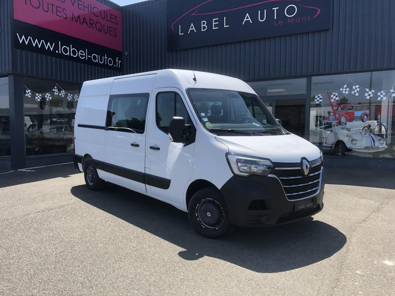 Renault Master F3300 L2H2 2.3 DCI 135CH CABINE APPROFONDIE CONFORT 7 PLACES - Комби со двојна кабина: слика 1 Renault Master F3300 L2H2 2.3 DCI 135CH CABINE APPROFONDIE CONFORT 7 PLACES - Комби со двојна кабина: слика 1