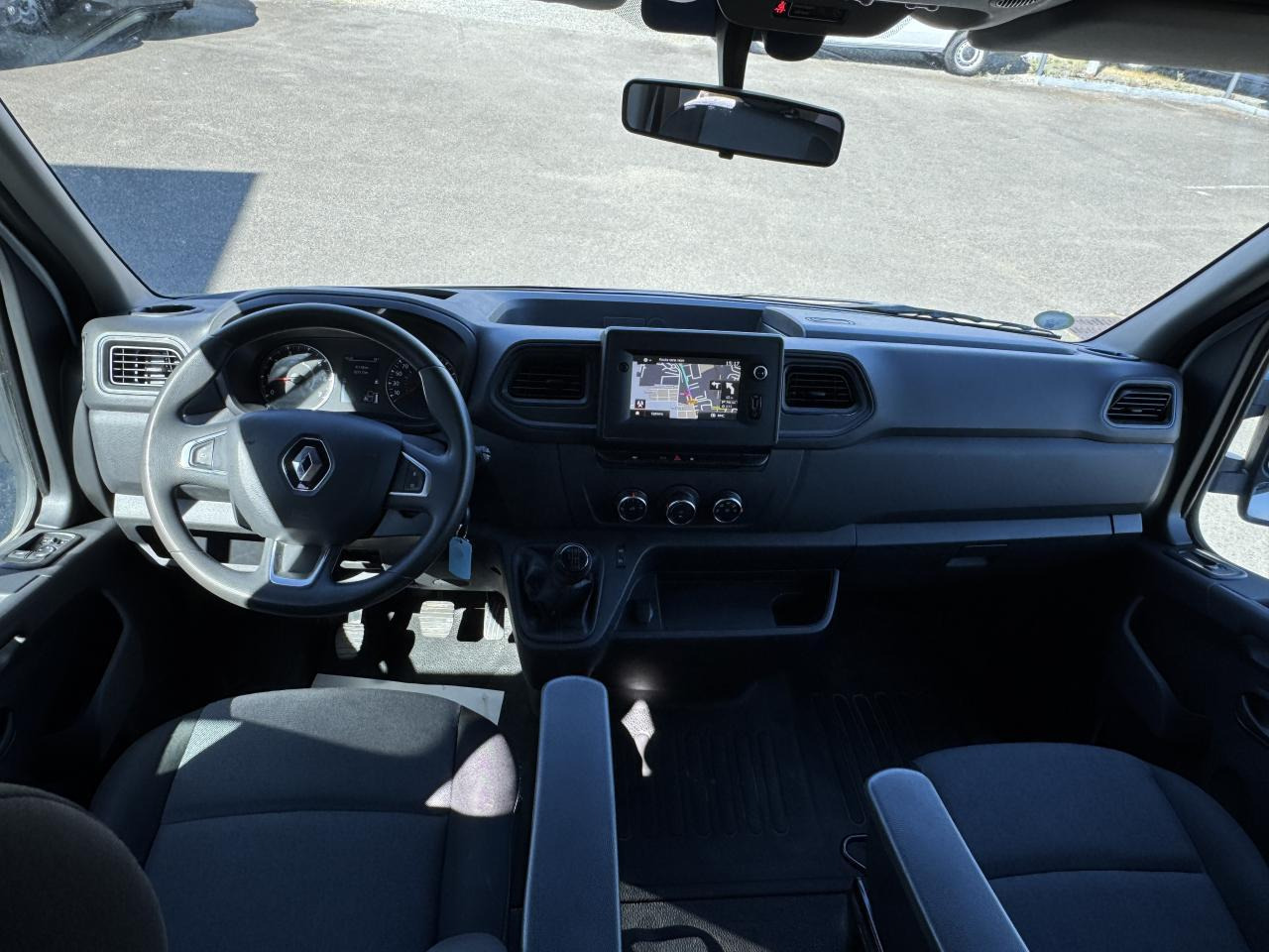 Renault Master RENAULT 3T5 BENNE + COFFRE RJ DOUBLE CABINE 6 PL 2.3 DCI 130 CH CONFORT + GPS + REGUL + CLIM - Комби кипер: слика 3 Renault Master RENAULT 3T5 BENNE + COFFRE RJ DOUBLE CABINE 6 PL 2.3 DCI 130 CH CONFORT + GPS + REGUL + CLIM - Комби кипер: слика 3