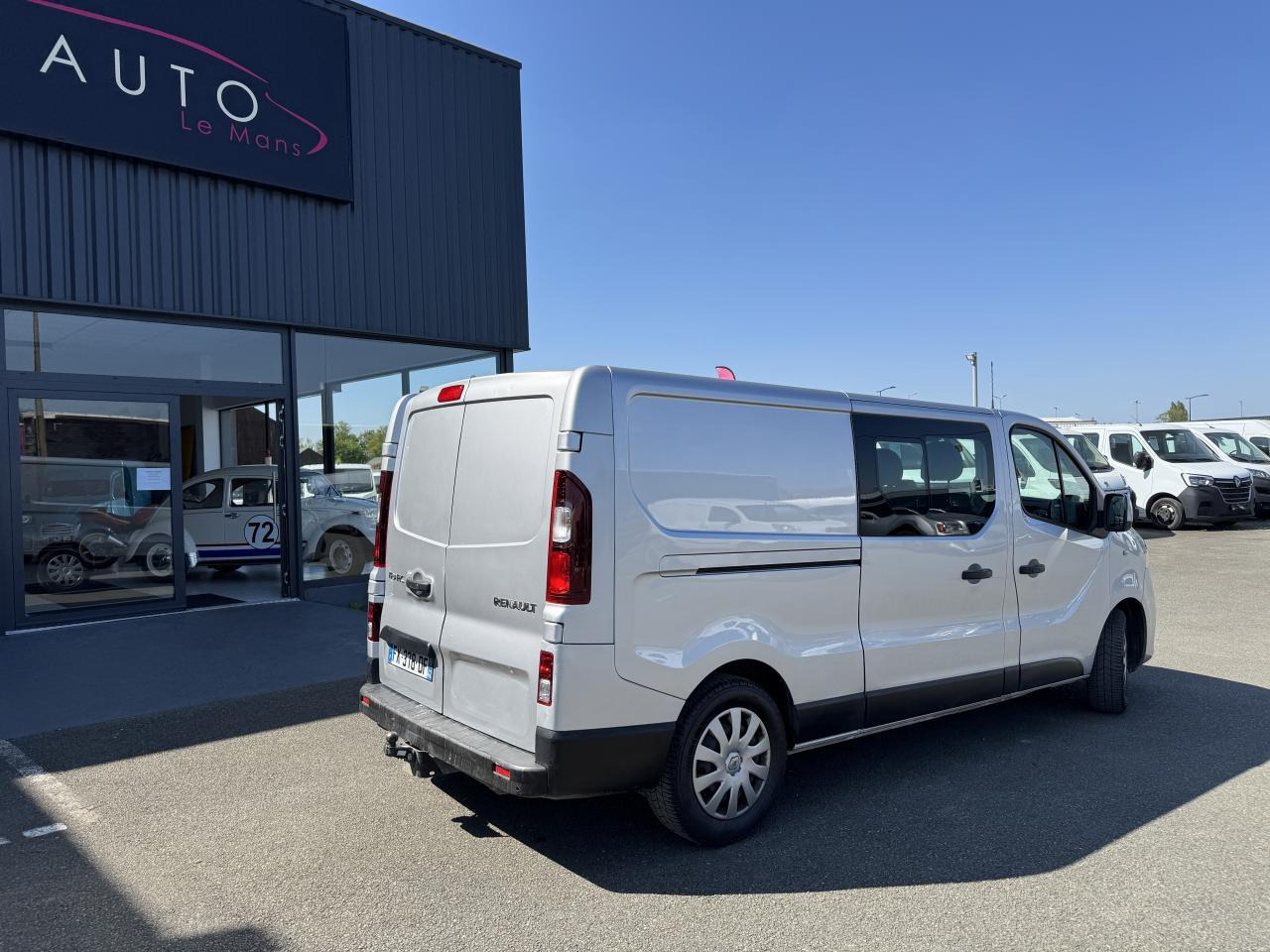 Renault Trafic L2H1 2.0 DCI 145CH CABINE APPROFONDIE 6 PLACES CONFORT EDC - Комби со двојна кабина: слика 3 Renault Trafic L2H1 2.0 DCI 145CH CABINE APPROFONDIE 6 PLACES CONFORT EDC - Комби со двојна кабина: слика 3
