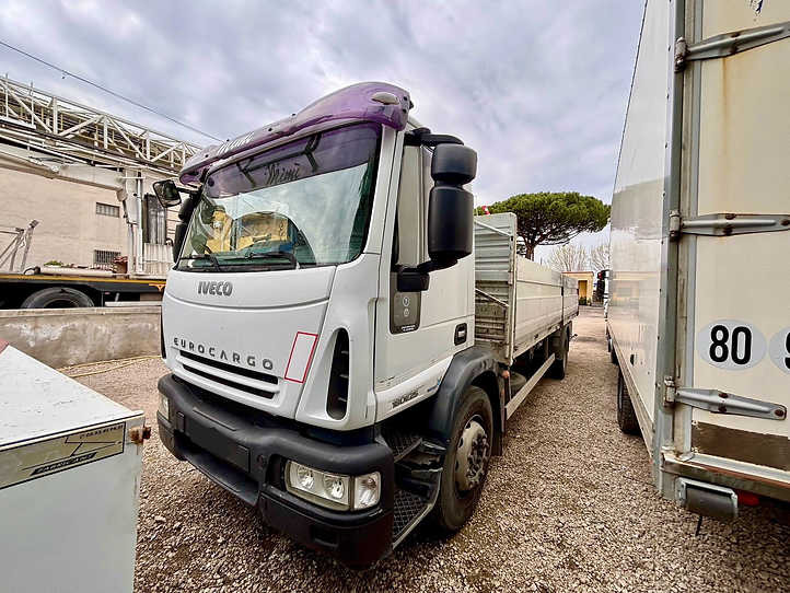Iveco EUROCARGO 180E25 CASSONE FISSO - Камион со платформа: слика 3 Iveco EUROCARGO 180E25 CASSONE FISSO - Камион со платформа: слика 3