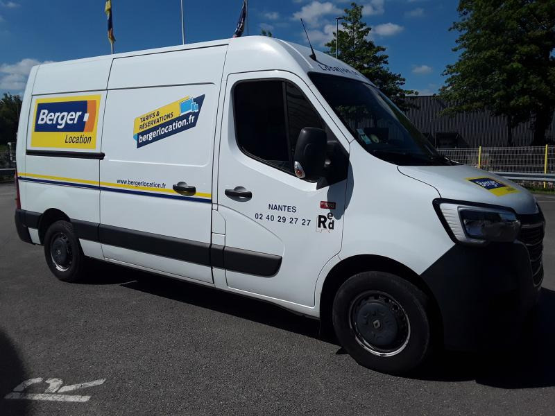RENAULT MASTER L2H2 10m3 135CH - Товарно комбе: слика 1 RENAULT MASTER L2H2 10m3 135CH - Товарно комбе: слика 1