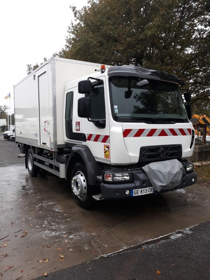 Renault D 13 HIGH K P4X2 280CV - Камион сандучар: слика 2 Renault D 13 HIGH K P4X2 280CV - Камион сандучар: слика 2