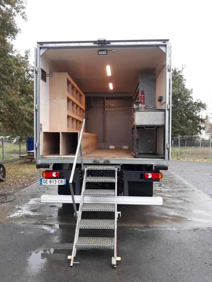 Renault D 13 HIGH K P4X2 280CV - Камион сандучар: слика 5 Renault D 13 HIGH K P4X2 280CV - Камион сандучар: слика 5