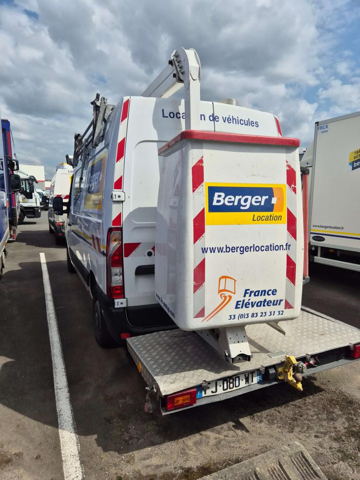 Renault Master 130.35 Fourgon L2H2 Nacelle France Elévateur 121 FT 12m - Камион со подигачка кошница: слика 2 Renault Master 130.35 Fourgon L2H2 Nacelle France Elévateur 121 FT 12m - Камион со подигачка кошница: слика 2