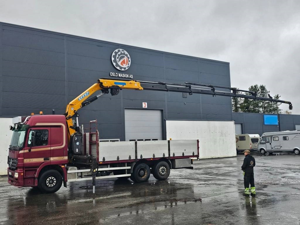 Mercedes-Benz Actros 2544  - Камион со кран: слика 2 Mercedes-Benz Actros 2544  - Камион со кран: слика 2