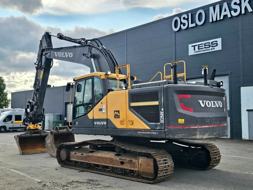 Volvo EC250 ENL  - Багер гасеничар: слика 3 Volvo EC250 ENL  - Багер гасеничар: слика 3
