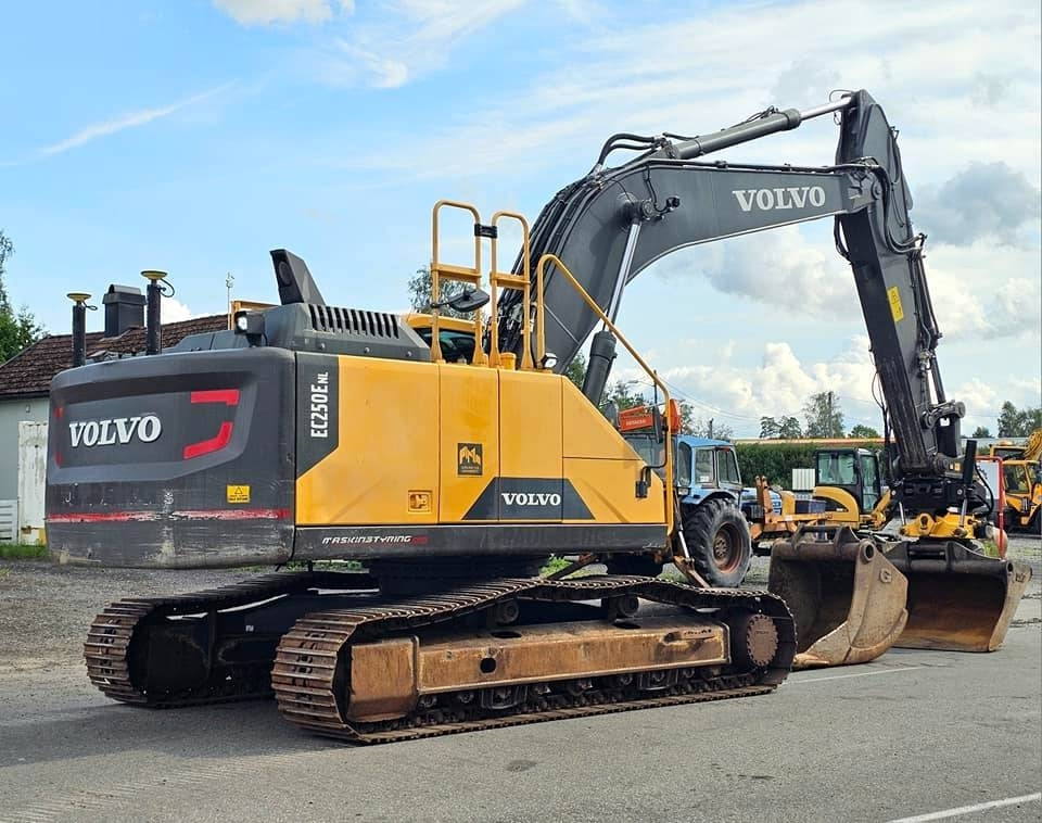 Volvo EC250 ENL  - Багер гасеничар: слика 5 Volvo EC250 ENL  - Багер гасеничар: слика 5