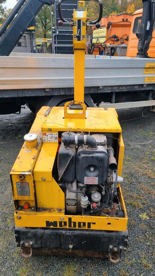 DVH 701 Weber Walze Glattmantel Walze Rüttelwalze Dublex Vibrationswalze  Rüttelplatte Strassenwalze Plattenverdichter DVH 603 - Мини ваљак: слика 2 DVH 701 Weber Walze Glattmantel Walze Rüttelwalze Dublex Vibrationswalze  Rüttelplatte Strassenwalze Plattenverdichter DVH 603 - Мини ваљак: слика 2