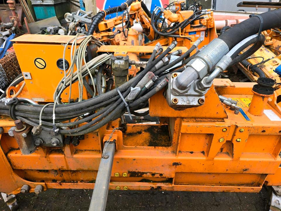 Mulag Hydraulikanlage Hydraulikagregat für Mähausleger Böschungsmäher Böschungsmulcher FME MKM 500 600 700 RSM MHU Dücker DUA UNA Unimog Leistungshydraulik - Додаток за Мулчер/ Косилка за жива ограда: слика 4 Mulag Hydraulikanlage Hydraulikagregat für Mähausleger Böschungsmäher Böschungsmulcher FME MKM 500 600 700 RSM MHU Dücker DUA UNA Unimog Leistungshydraulik - Додаток за Мулчер/ Косилка за жива ограда: слика 4