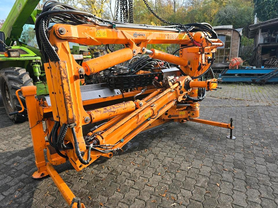 Dücker DUA 800 für Fendt Deutz Böschungsmäher Böschungsmulcher Traktor Bankettmäher 800 600 Mulag Una MHU - Косилка за жива ограда: слика 5 Dücker DUA 800 für Fendt Deutz Böschungsmäher Böschungsmulcher Traktor Bankettmäher 800 600 Mulag Una MHU - Косилка за жива ограда: слика 5