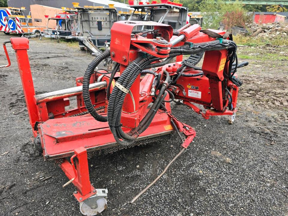 Dücker RSM 13 Randstreifenmäher Böschungsmäher Böschungsmulcher Bankettmäher für Unimog 405 UGE UGN - Мулчер со продолжителна рака: слика 5 Dücker RSM 13 Randstreifenmäher Böschungsmäher Böschungsmulcher Bankettmäher für Unimog 405 UGE UGN - Мулчер со продолжителна рака: слика 5