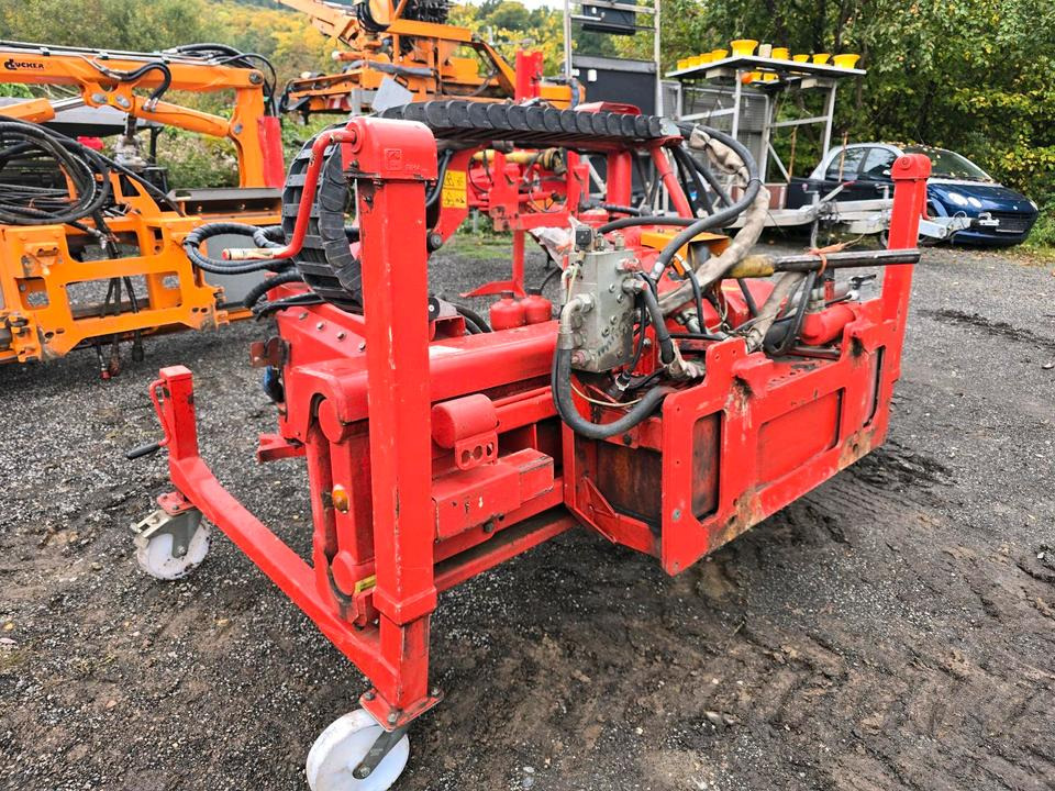 Dücker RSM 13 Randstreifenmäher Böschungsmäher Böschungsmulcher Bankettmäher für Unimog 405 UGE UGN - Мулчер со продолжителна рака: слика 2 Dücker RSM 13 Randstreifenmäher Böschungsmäher Böschungsmulcher Bankettmäher für Unimog 405 UGE UGN - Мулчер со продолжителна рака: слика 2