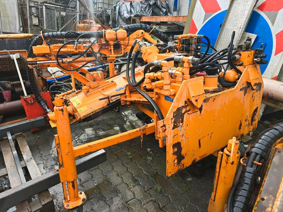 Gilbers GM 12 RL Randstreifenmäher Böschungsmulcher Böschungsmäher Seitenmulcher Mähausleger Dücker Mulag - Мулчер со продолжителна рака: слика 2 Gilbers GM 12 RL Randstreifenmäher Böschungsmulcher Böschungsmäher Seitenmulcher Mähausleger Dücker Mulag - Мулчер со продолжителна рака: слика 2