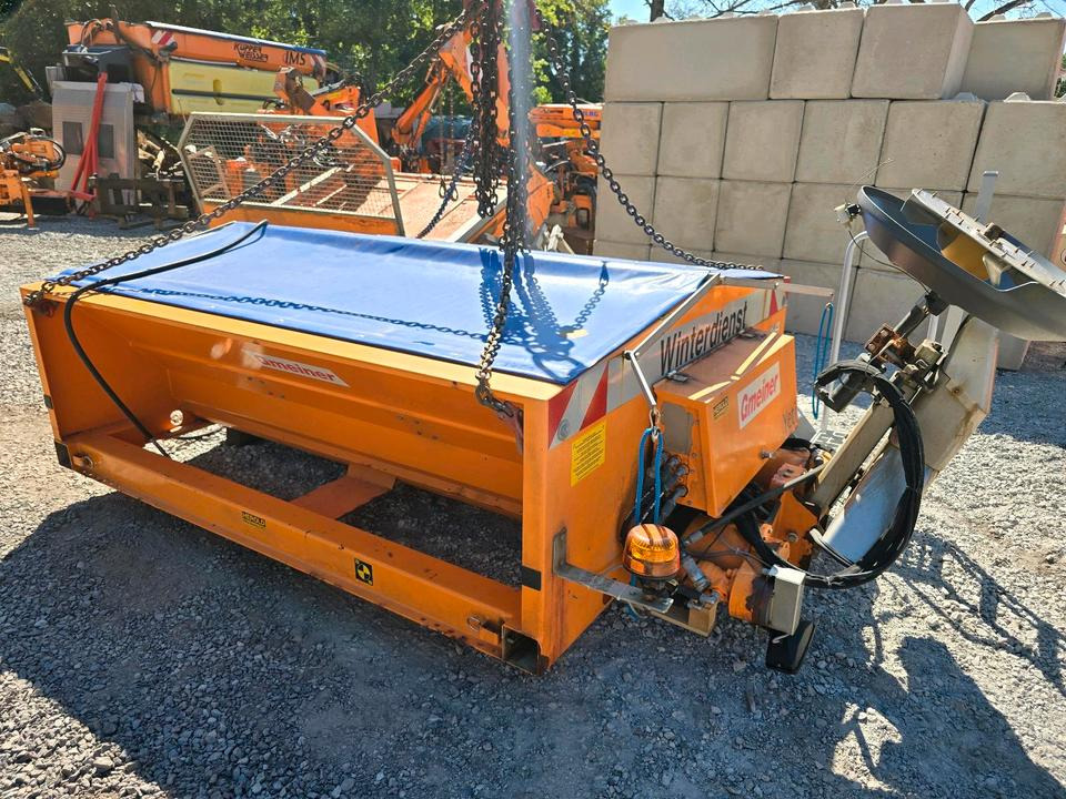 Gmeiner Yeti 1800w Salzstreuer Streuautomat Salzsilo Aufbau für Unimog UGE UGN 405/10 405/12 U318 U 318 423 323 327 427 429 Schmidt Winterdienst - Распрскувач на песок/ Сол: слика 1 Gmeiner Yeti 1800w Salzstreuer Streuautomat Salzsilo Aufbau für Unimog UGE UGN 405/10 405/12 U318 U 318 423 323 327 427 429 Schmidt Winterdienst - Распрскувач на песок/ Сол: слика 1