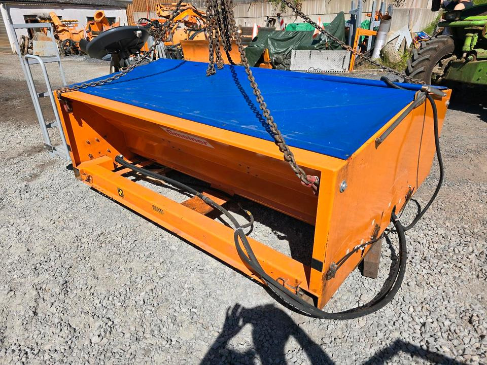 Gmeiner Yeti 1800w Salzstreuer Streuautomat Salzsilo Aufbau für Unimog UGE UGN 405/10 405/12 U318 U 318 423 323 327 427 429 Schmidt Winterdienst - Распрскувач на песок/ Сол: слика 4 Gmeiner Yeti 1800w Salzstreuer Streuautomat Salzsilo Aufbau für Unimog UGE UGN 405/10 405/12 U318 U 318 423 323 327 427 429 Schmidt Winterdienst - Распрскувач на песок/ Сол: слика 4