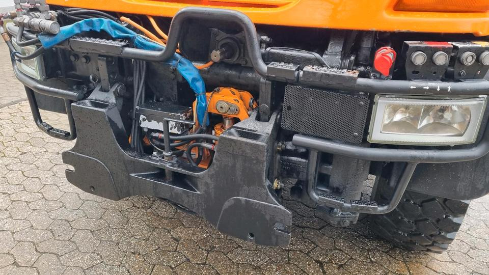 Unimog 405 U500 2013 6500 Stunden Hydrostat Variopilot Mercedes Benz U 500 400 300 318 423b430 530 - Комунално/ Специјално возило: слика 5 Unimog 405 U500 2013 6500 Stunden Hydrostat Variopilot Mercedes Benz U 500 400 300 318 423b430 530 - Комунално/ Специјално возило: слика 5