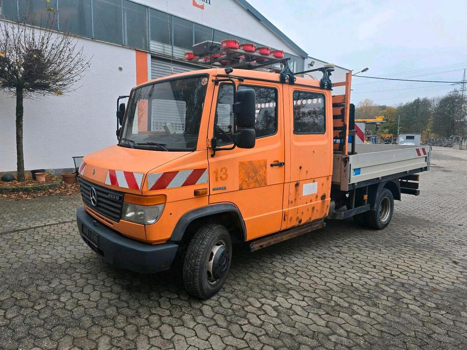 Комбе со отворен сандак, Комби со двојна кабина Mercedes-Benz Vario 613D Bluetec 5 Pritsche Doka LKW: слика 6
