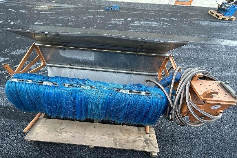Mulag FWB 1600 Fläschenwaschbürste Tunnelwaschbürste Mähausleger Böschungsmäher Böschungsmulcher FME MKM FMK Dücker DUA UNA 500 600 700 MHU 800 - Метла: слика 2 Mulag FWB 1600 Fläschenwaschbürste Tunnelwaschbürste Mähausleger Böschungsmäher Böschungsmulcher FME MKM FMK Dücker DUA UNA 500 600 700 MHU 800 - Метла: слика 2