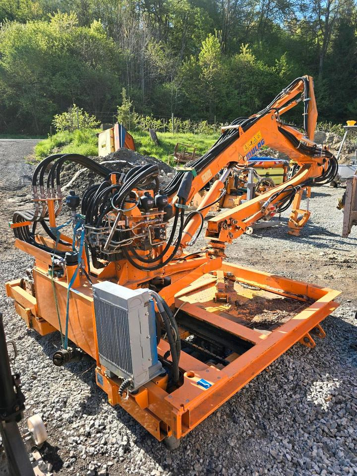 Mulag MHU 800 2013 Mähausleger Böschungsmäher Böschungsmulcher für Unimog 405 U 300 400 500 318 423 427 430 527 535 530 Mercedes-Benz - Косилка за жива ограда: слика 1 Mulag MHU 800 2013 Mähausleger Böschungsmäher Böschungsmulcher für Unimog 405 U 300 400 500 318 423 427 430 527 535 530 Mercedes-Benz - Косилка за жива ограда: слика 1