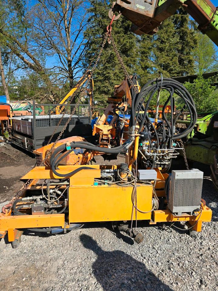 Mulag MHU 800 Mähausleger Böschungsmäher Böschungsmulcher für Unimog 405 U 300 400 500 318 423 427 430 527 535 530 Mercedes-Benz - Косилка за жива ограда: слика 2 Mulag MHU 800 Mähausleger Böschungsmäher Böschungsmulcher für Unimog 405 U 300 400 500 318 423 427 430 527 535 530 Mercedes-Benz - Косилка за жива ограда: слика 2